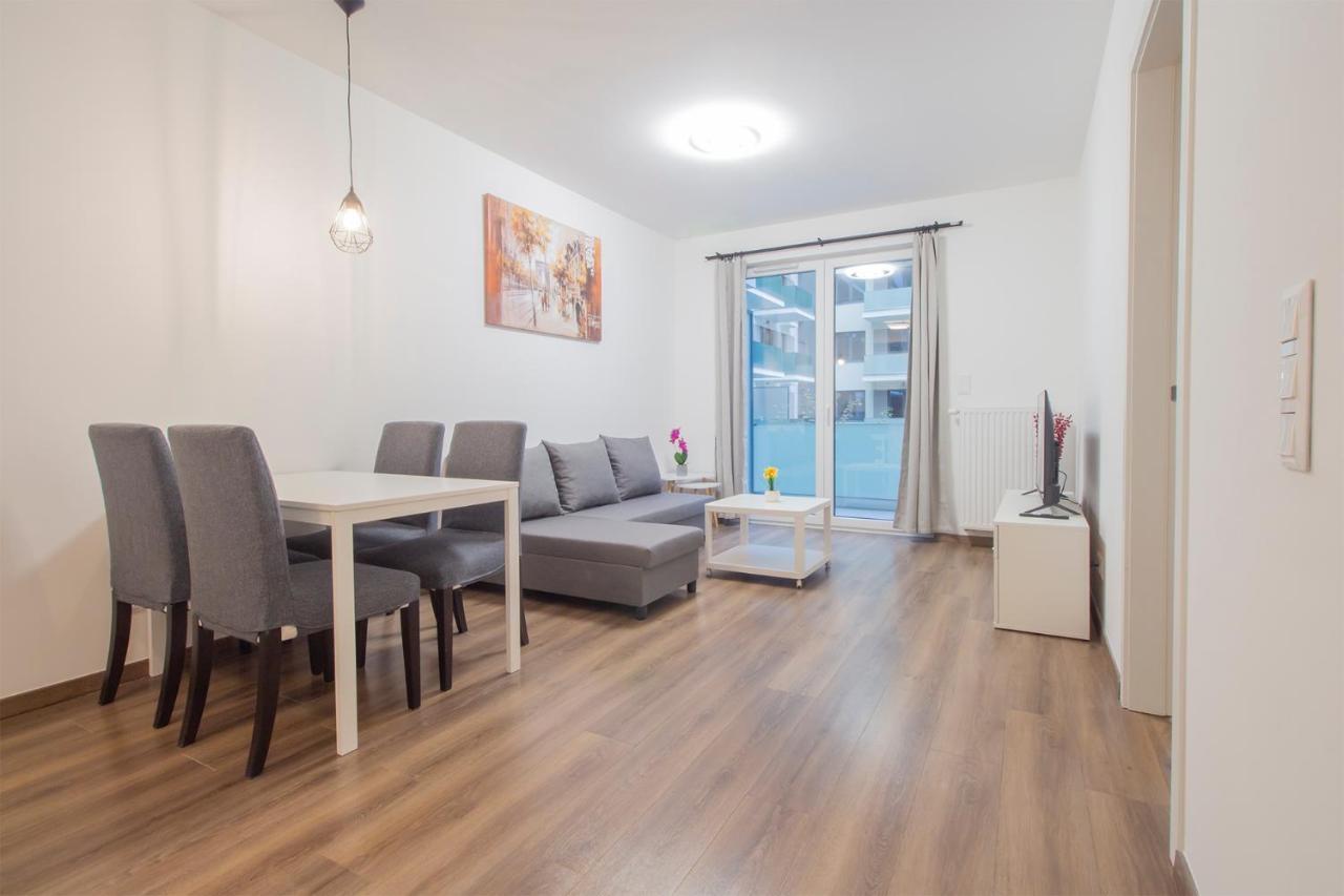 Corvin Modern Suite บูดาเปสต์ ภายนอก รูปภาพ