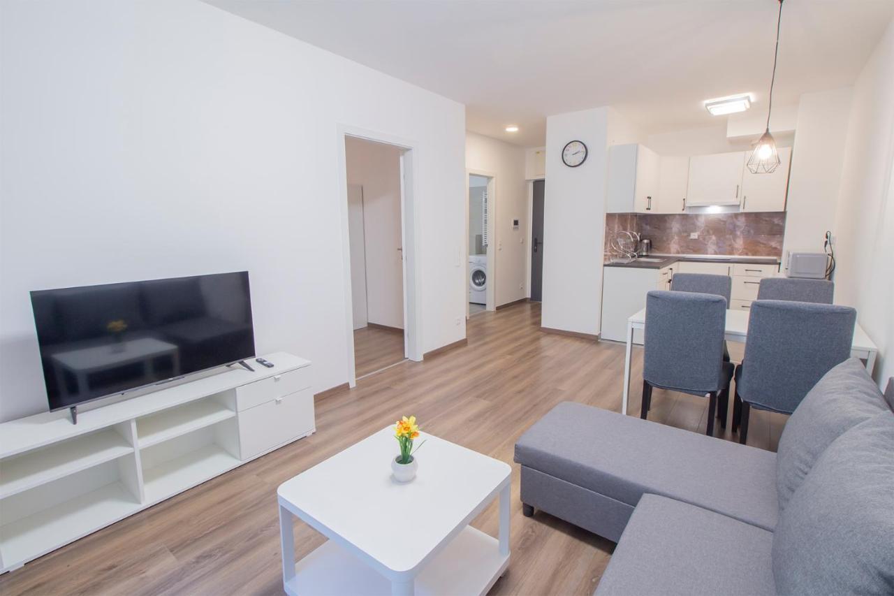 Corvin Modern Suite บูดาเปสต์ ภายนอก รูปภาพ